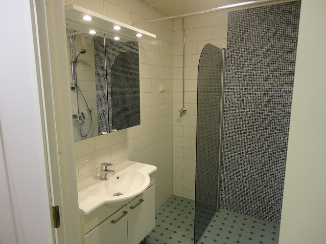 kylpyhuone j�lkeen